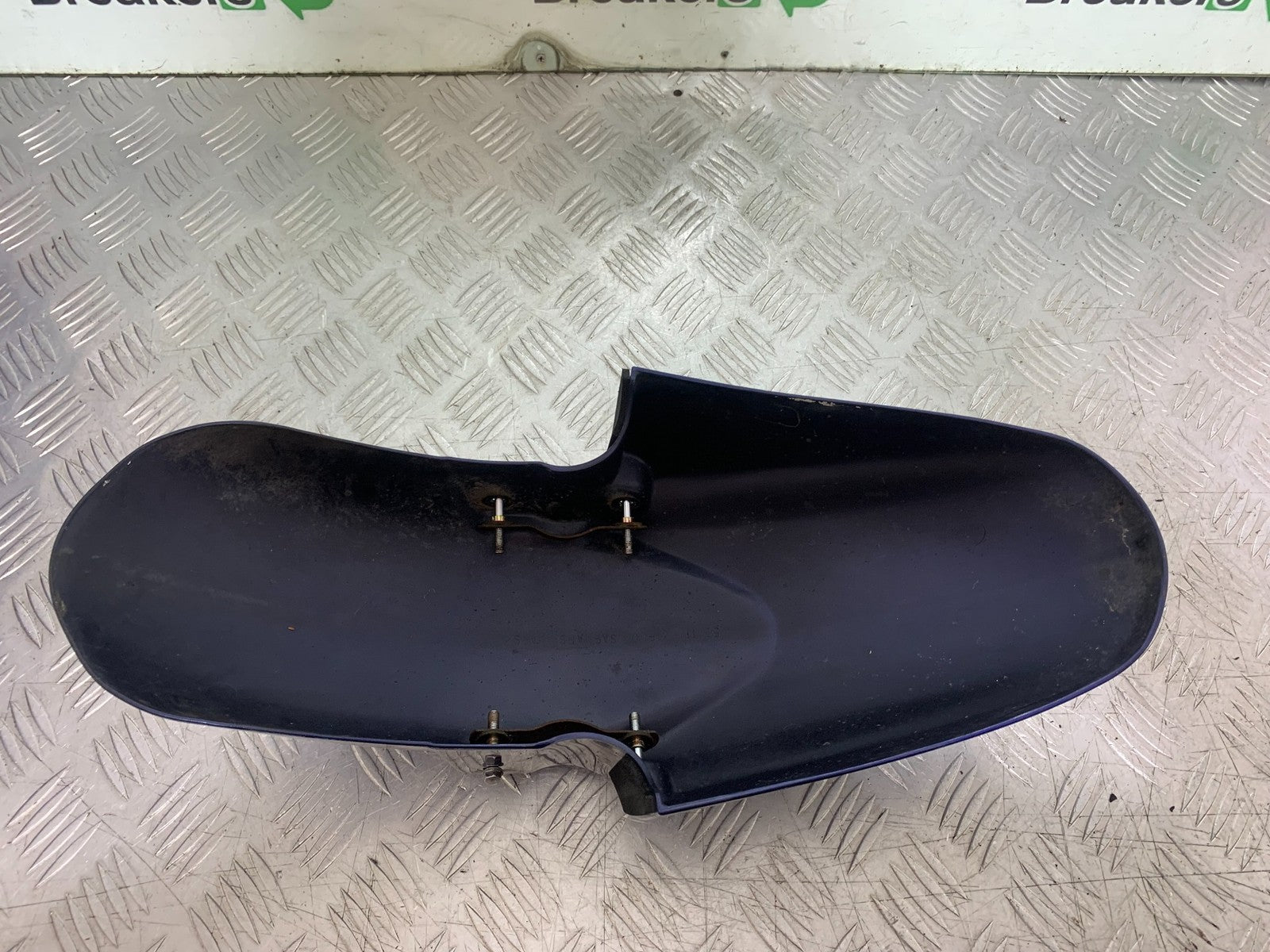 SUZUKI GSF600 GSF 600 BANDIT FRONT MUDGUARD  2000-2004 (CMB1269)