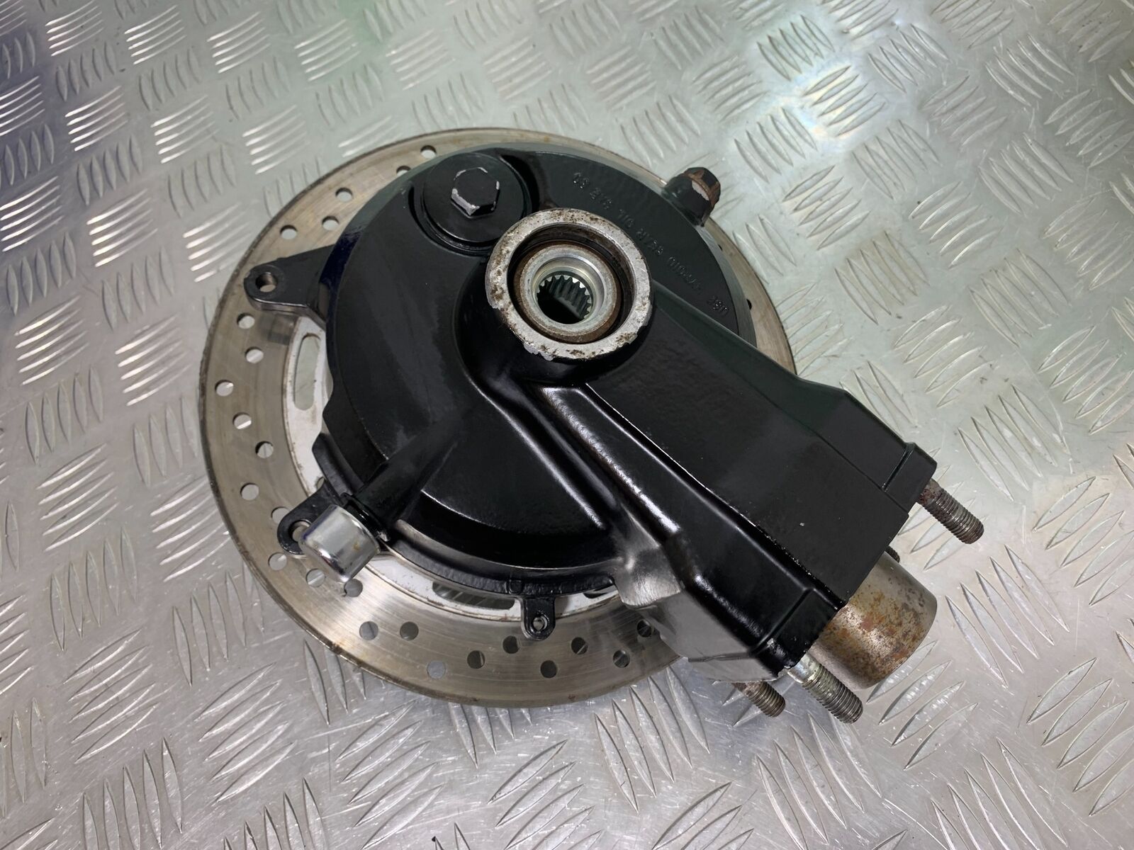 HONDA NTV 650 REVERE REAR DIFF AND DISC YEAR 1988-1996 (CMB1025))