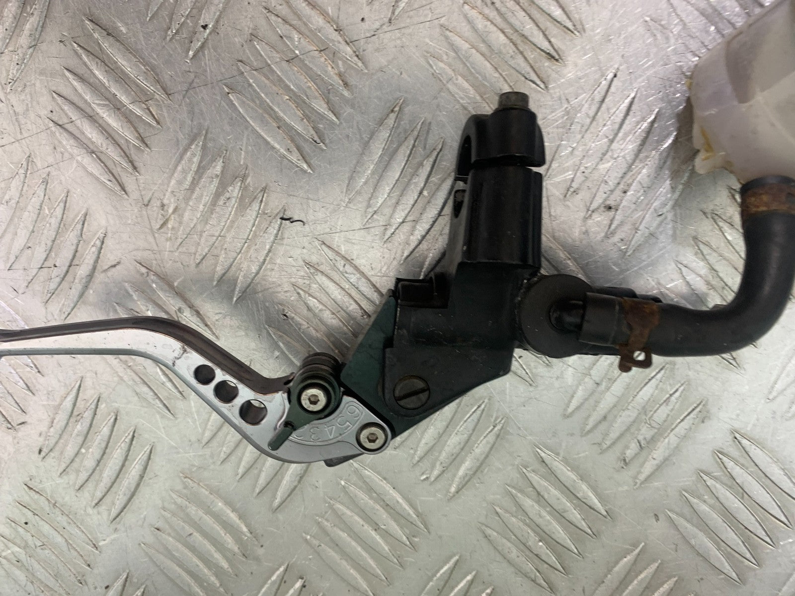 SUZUKI GSXR600 GSXR 600 K1 K2 K3 FRONT BRAKE MASTER CYLINDER 1999-03 (CMB1284)