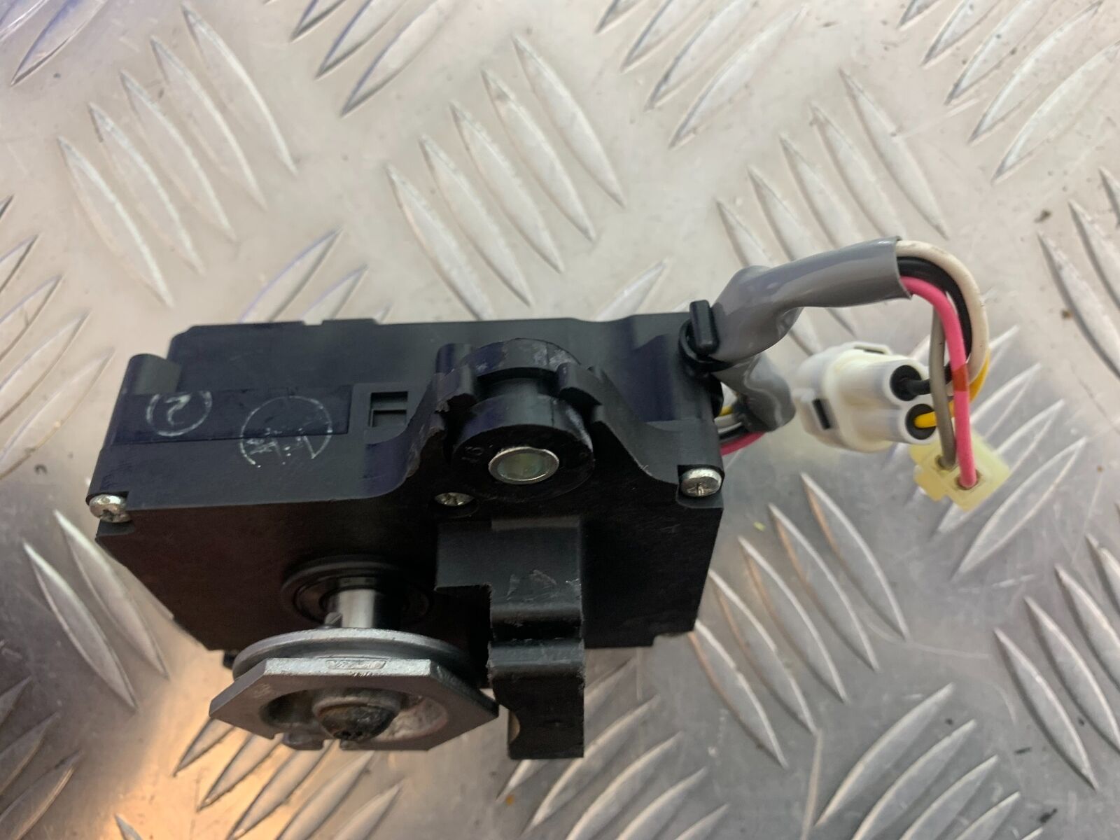 KAWASAKI Z1000 Z 1000 SX EXHAUST SERVO MOTOR  YEAR 2011-13 (CMB1000)