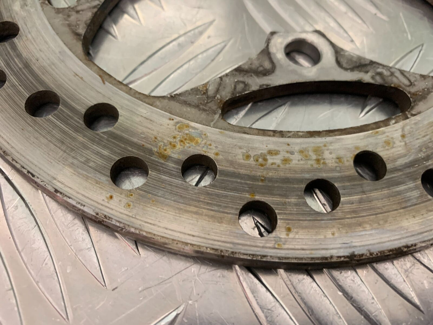 TRIUMPH 765 STREET TRIPLE RS REAR BRAKE DISC YEAR 2018-2021 (STOCK 968)