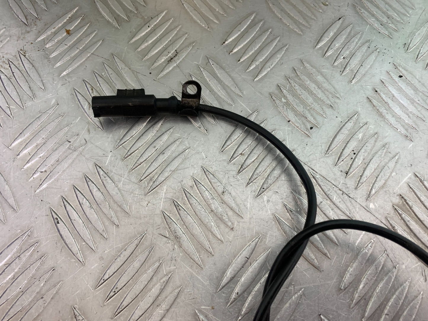 KAWASAKI ZX10R ZX 10R REAR ABS SENSOR   YEAR 2011-2015 (CMB1154)