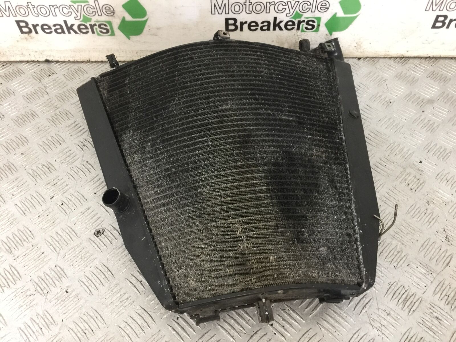 HONDA CBR1000 rr FIREBLADE RADIATOR   YEAR 2004  (STOCK 853)