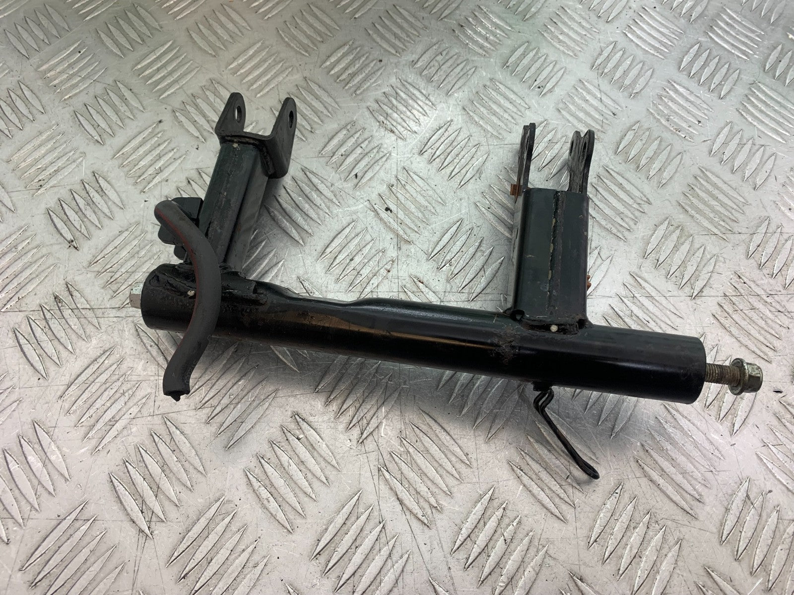 YAMAHA NMAX-125 N MAX 125 ENGINE BRACKET  YEAR 2015-2020  (CMB1231)