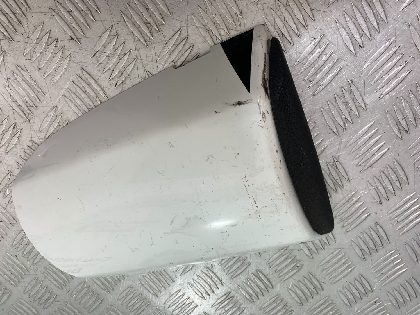 SUZUKI GSXR600 GSXR 600 K1 K2 K3 SEAT COWL  1999-03 (CMB1284)