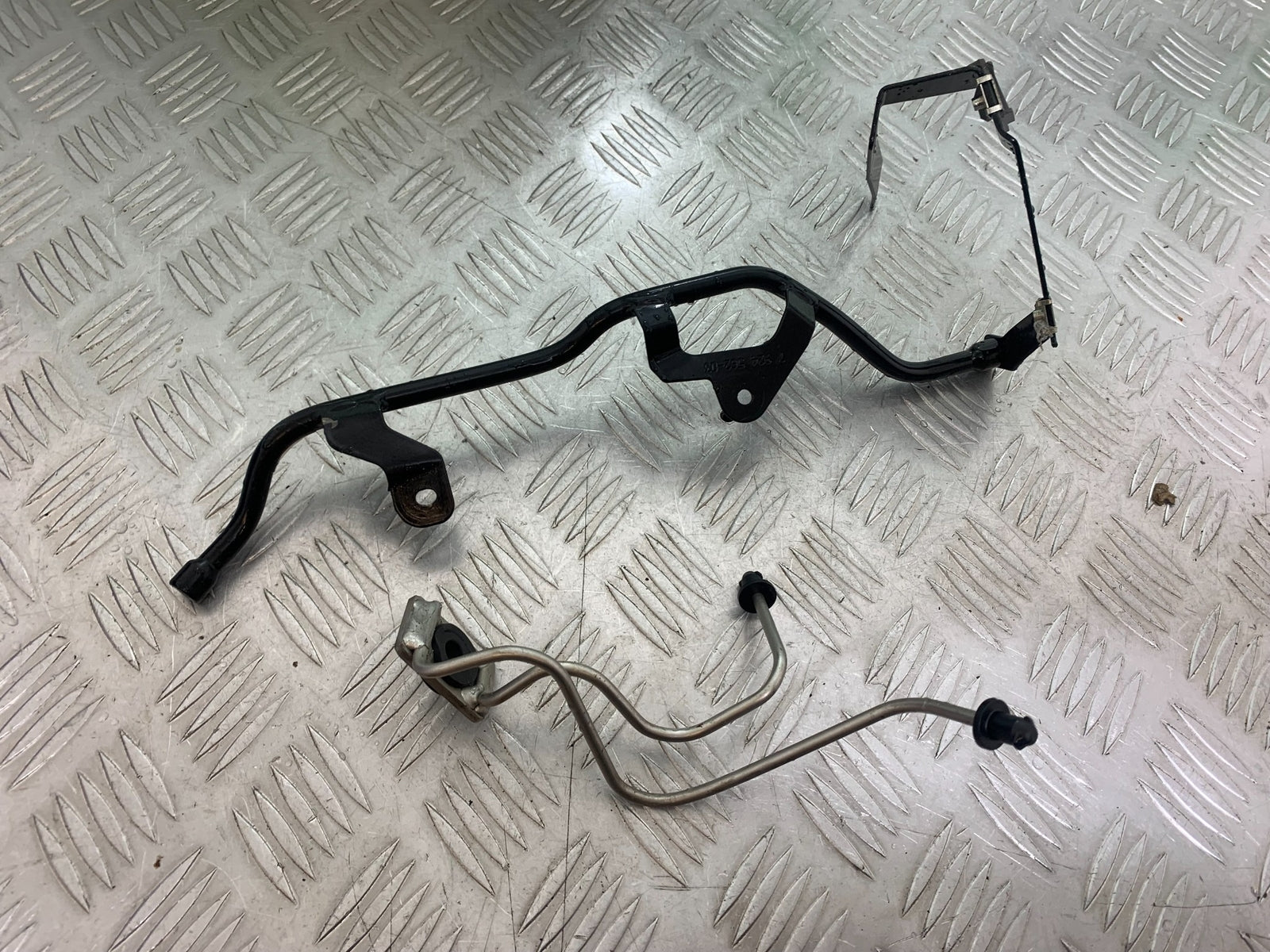 BMW M1000 R 2 X BRACKETS YEAR 2023-2024 (CMB1140)