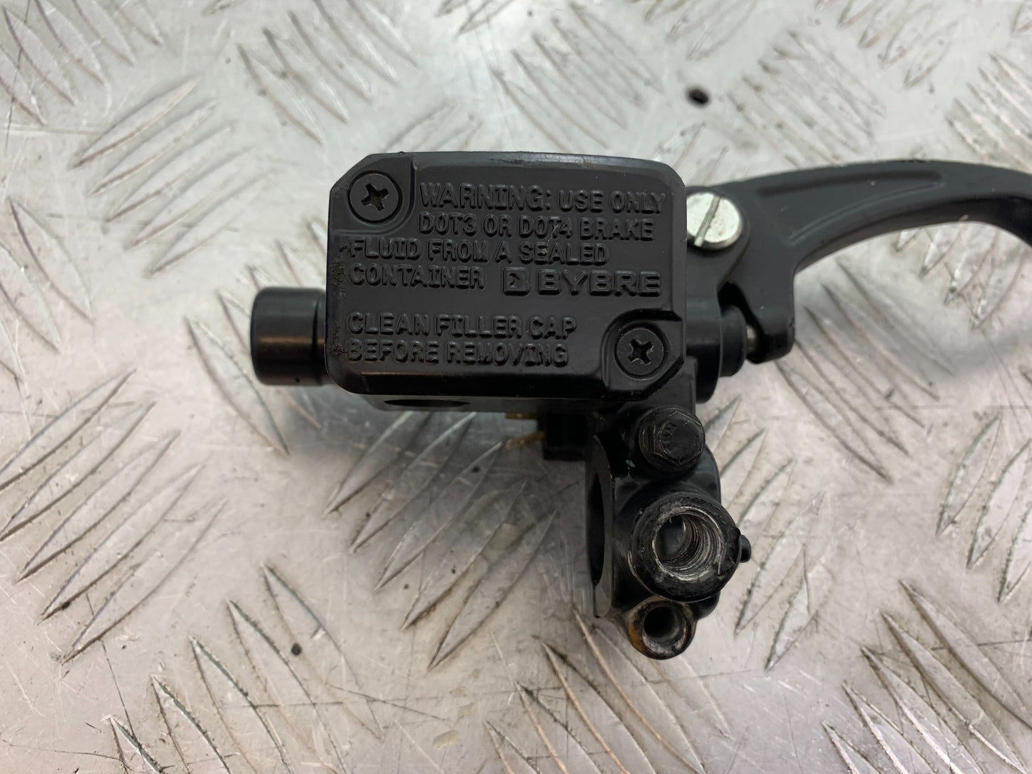 KTM 125 DUKE FRONT BRAKE MASTER CYLINDER  YEAR 2018-2023 (CMB1185)
