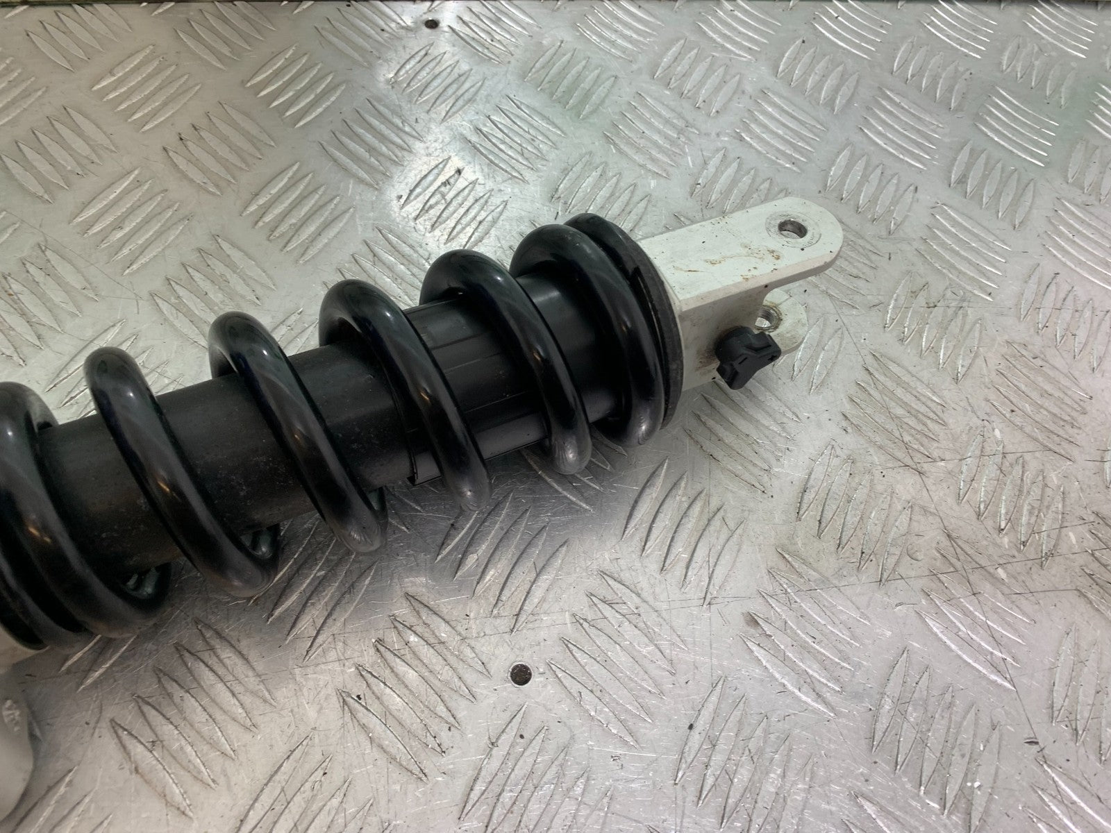 BMW F800 GT REAR SHOCK  YEAR 2013-2017 (CMB1248)