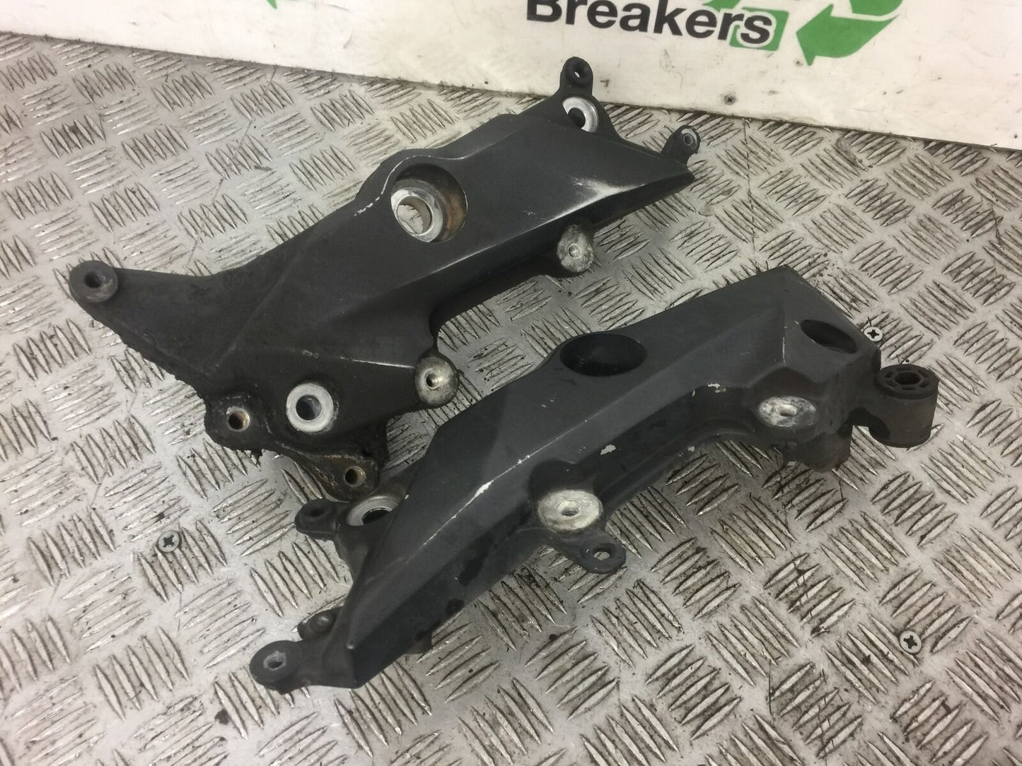 HONDA CBF600 CBF 600 FRAME MOUNTS YEAR 2009 (STOCK 369)