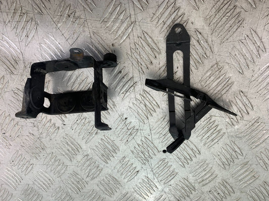 HONDA VT700 VT 700 SHADOW BATTERY BOX   YEAR 1984-85 (CMB1328)