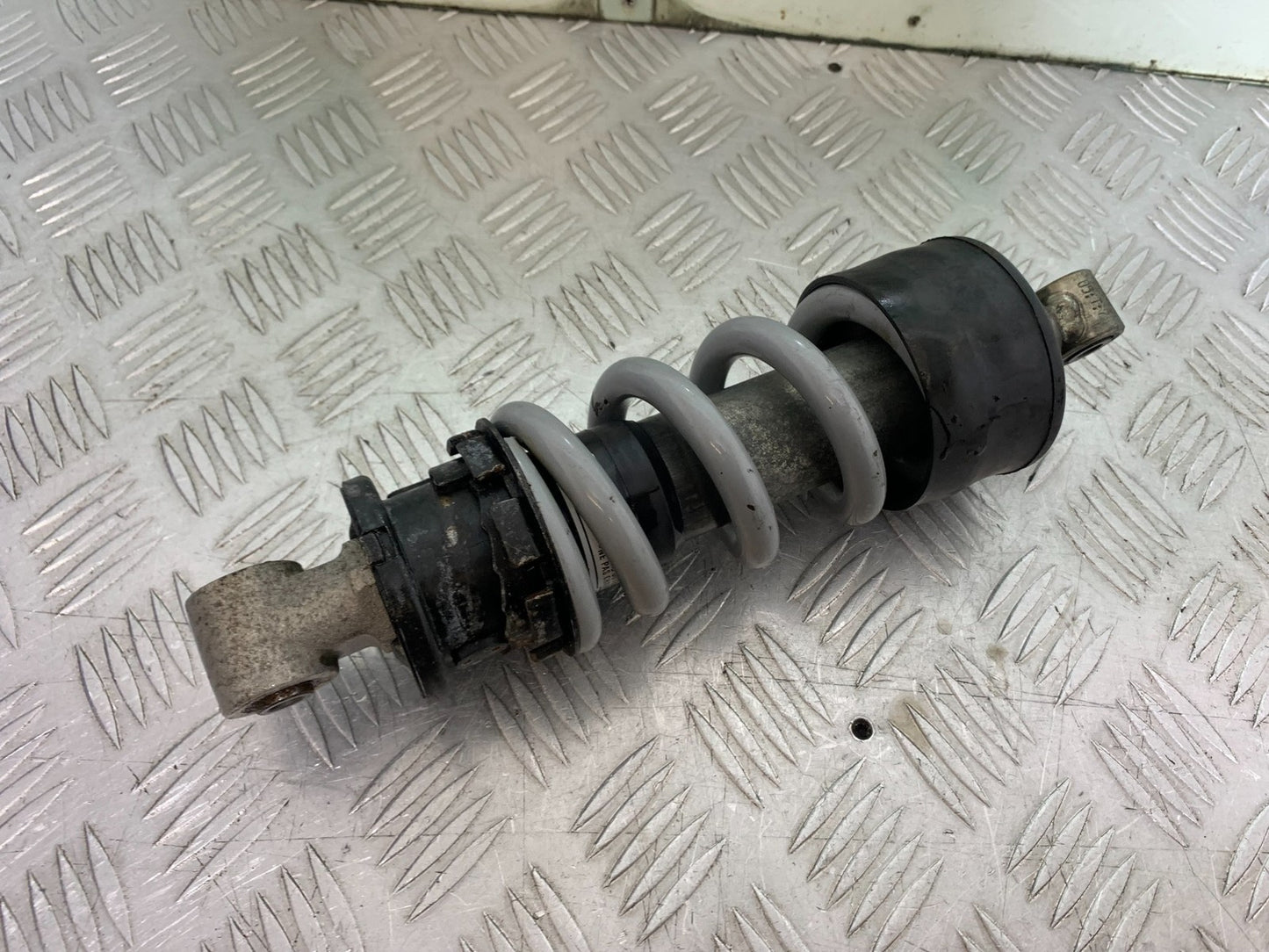 HONDA CBF600 CBF 600 REAR SHOCK  YEAR 2004 -07 (CMB1247)