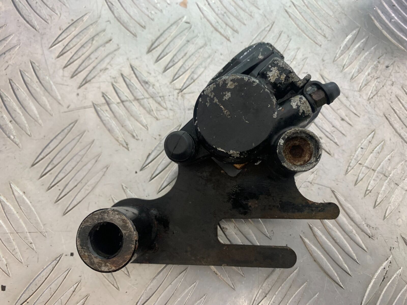 MUTT GT-SS 125 REAR BRAKE CALIPER YEAR 2020- 2024  (CMB1085)
