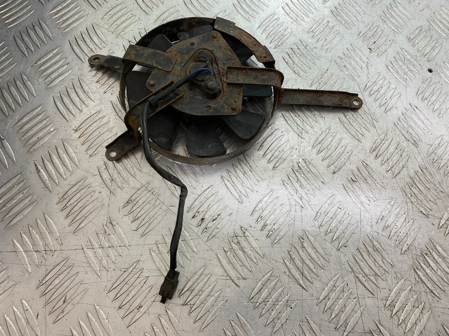 KAWASAKI ZX6R ZX6 J RADIATOR FAN  YEAR 2000 (CMB1312)