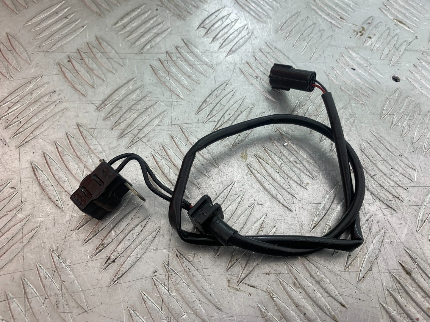 TRIUMPH TROPHY 900 IGNITION PICK UP SENSOR  YEAR 1991-95 (CMB1251)