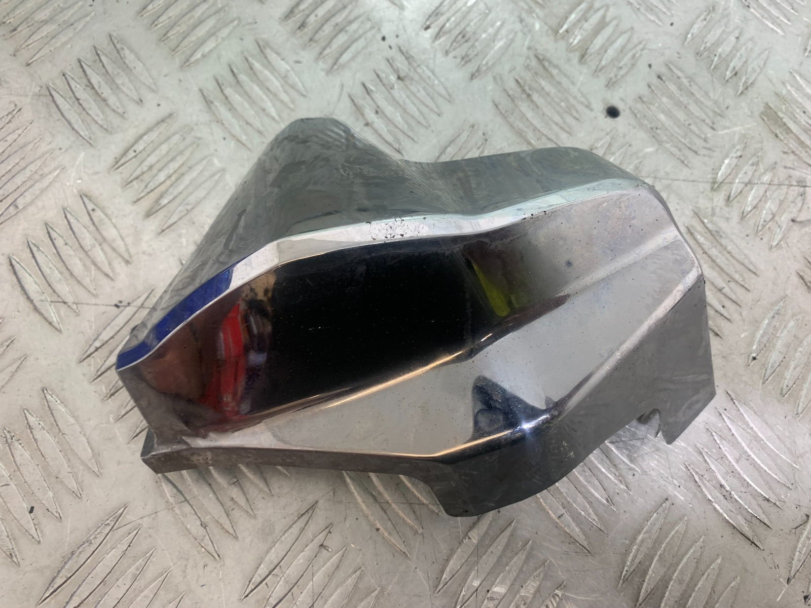 HONDA VTX1300 S-6 RIGHT REAR ENGINE COVER  YEAR 2004-09 (CMB1159)