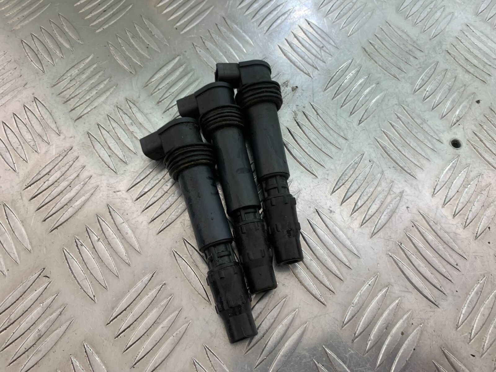 TRIUMPH 675 STREET TRIPLE COILS   YEAR 2008 (STOCK 984)