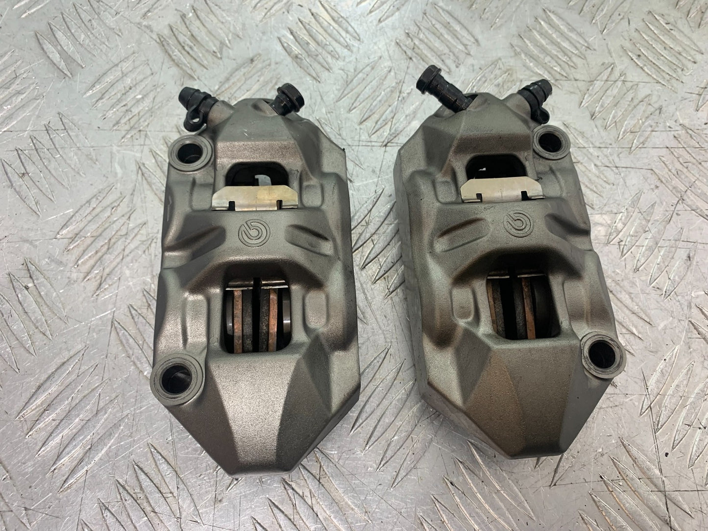 DUCATI 1198 S BREMBO FRONT BRAKE CALIPER YEAR 2009-2011 (CMB1219)