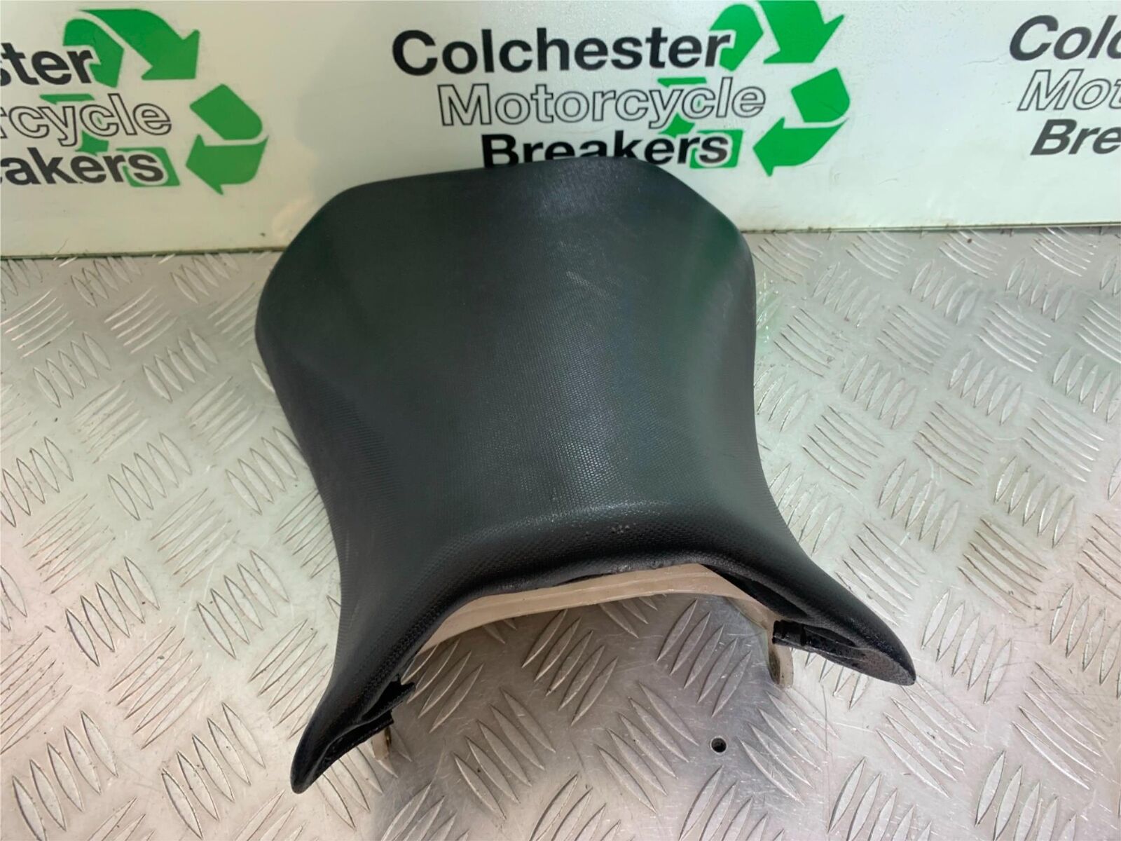 SUZUKI SV1000 SV 1000 K4 FRONT SEAT YEAR 2003-2007 (CMB1042)