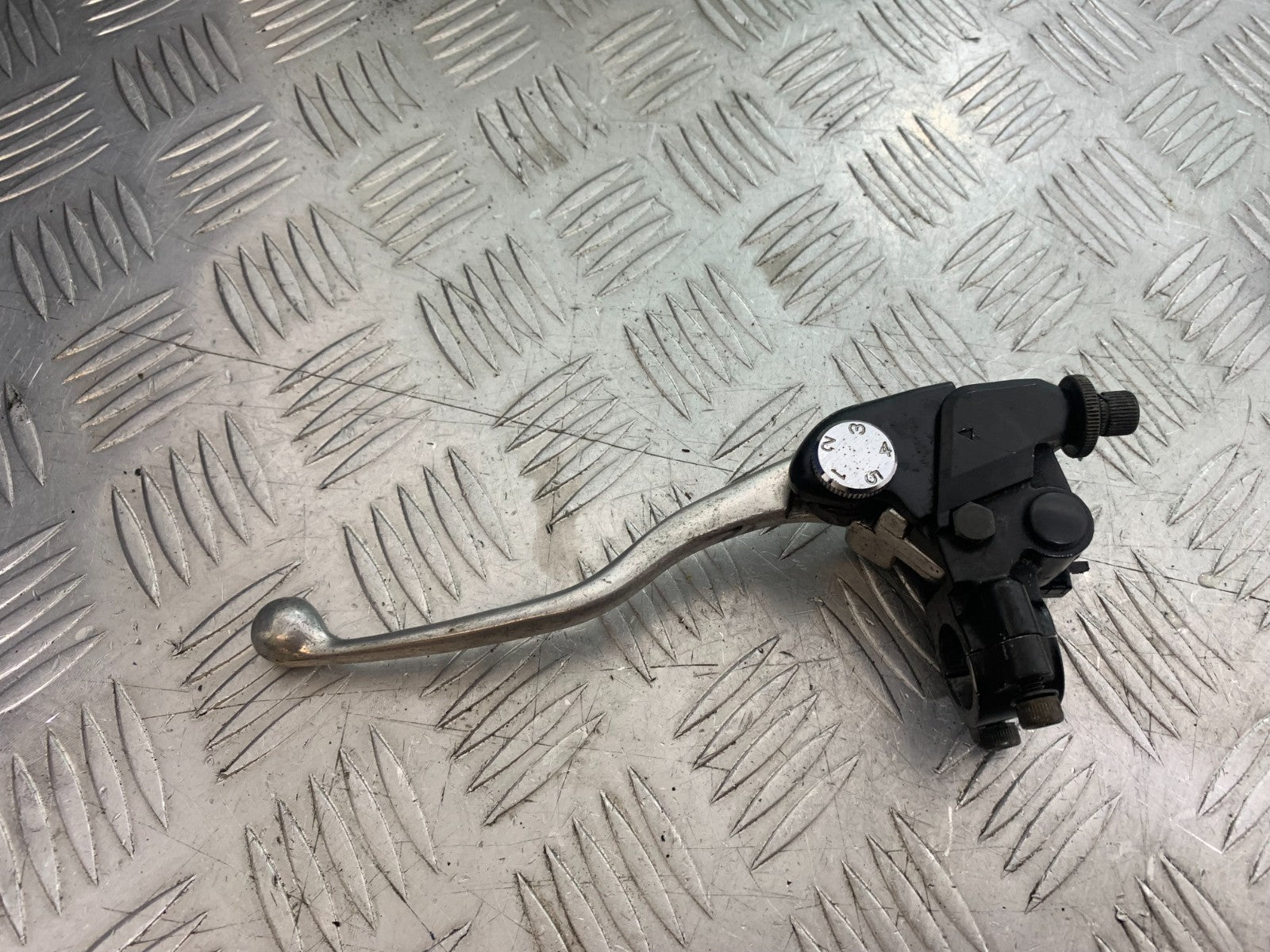 KAWASAKI ZX9R ZX9 R CLUTCH LEVER AND BRACKET  YEAR 1998-1999 (CMB1329)
