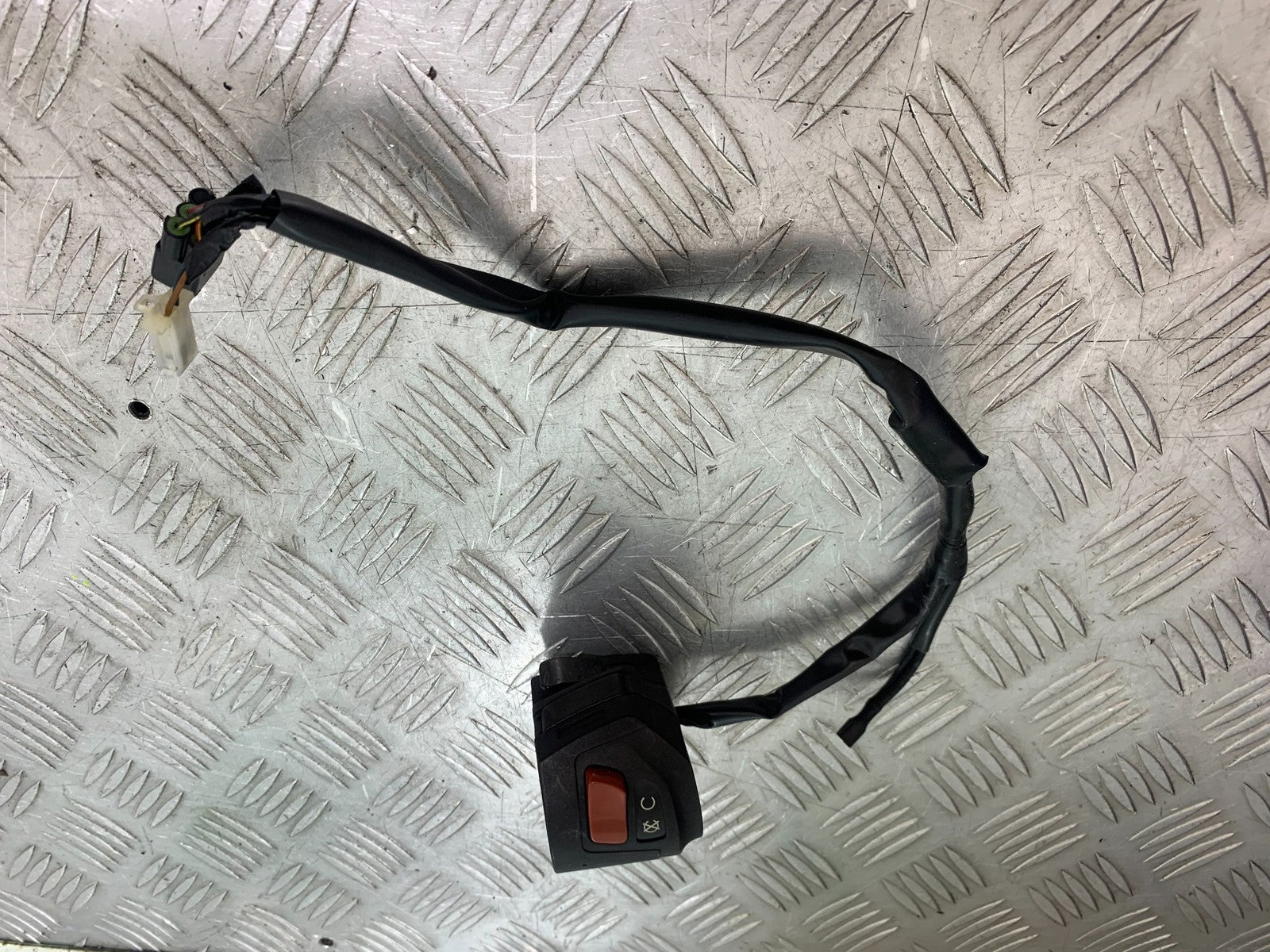 KTM RC125 RC 125 RC RIGHT SWITCH GEAR  2014 2017 (CMB1199)