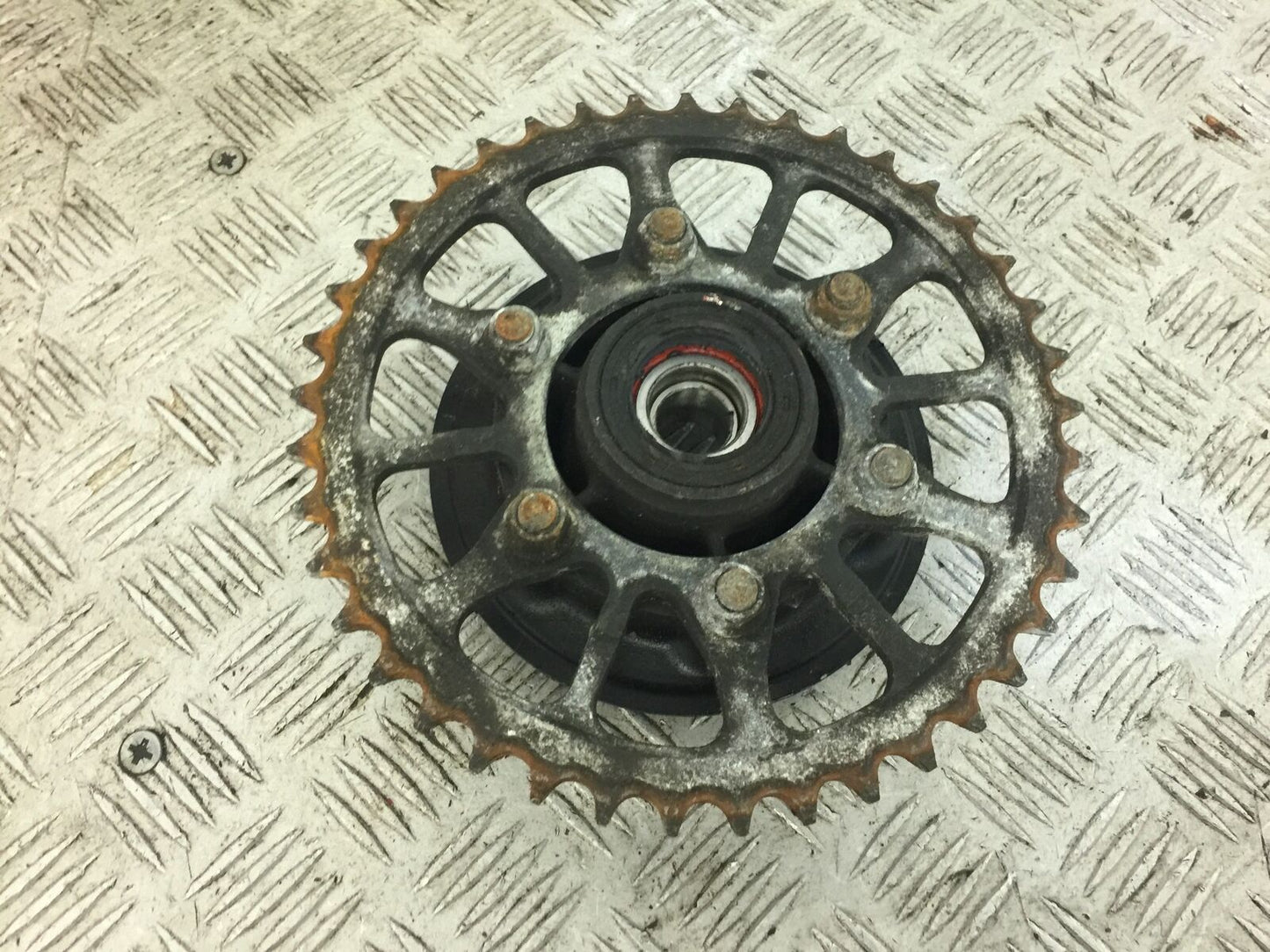 KAWASAKI Z1000 SX REAR SPROCKET CARRIER YEAR 2017 (STOCK 668)