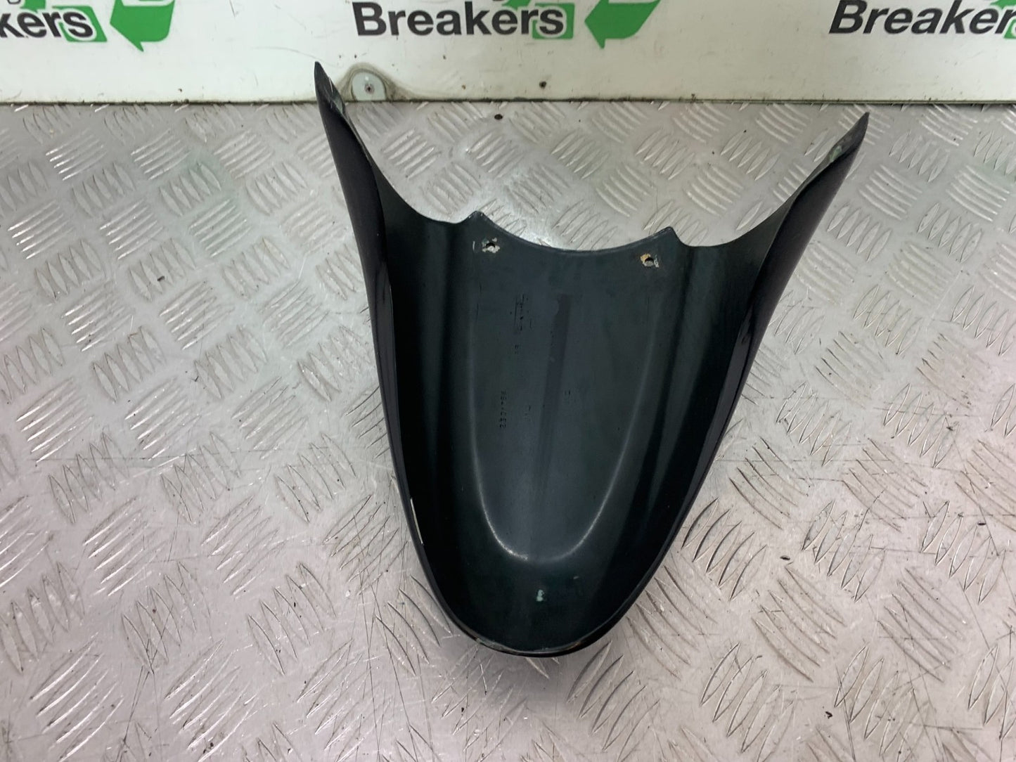 TRIUMPH 955i SPRINT ST FRONT MUDGUARD  YEAR 1999-04 (CMB1230)