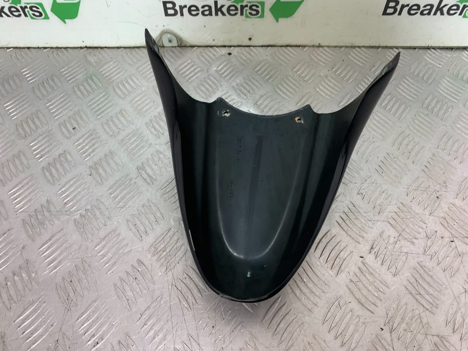 TRIUMPH 955i SPRINT ST FRONT MUDGUARD  YEAR 1999-04 (CMB1230)