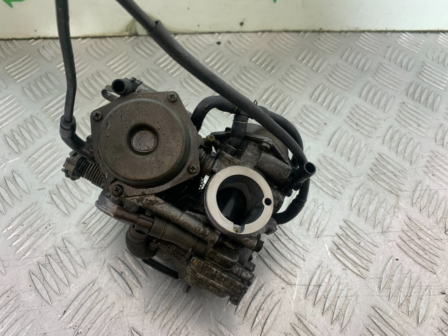 HONDA NTV 600 REVERE CARBS  YEAR 1988-1996  (CMB1281)
