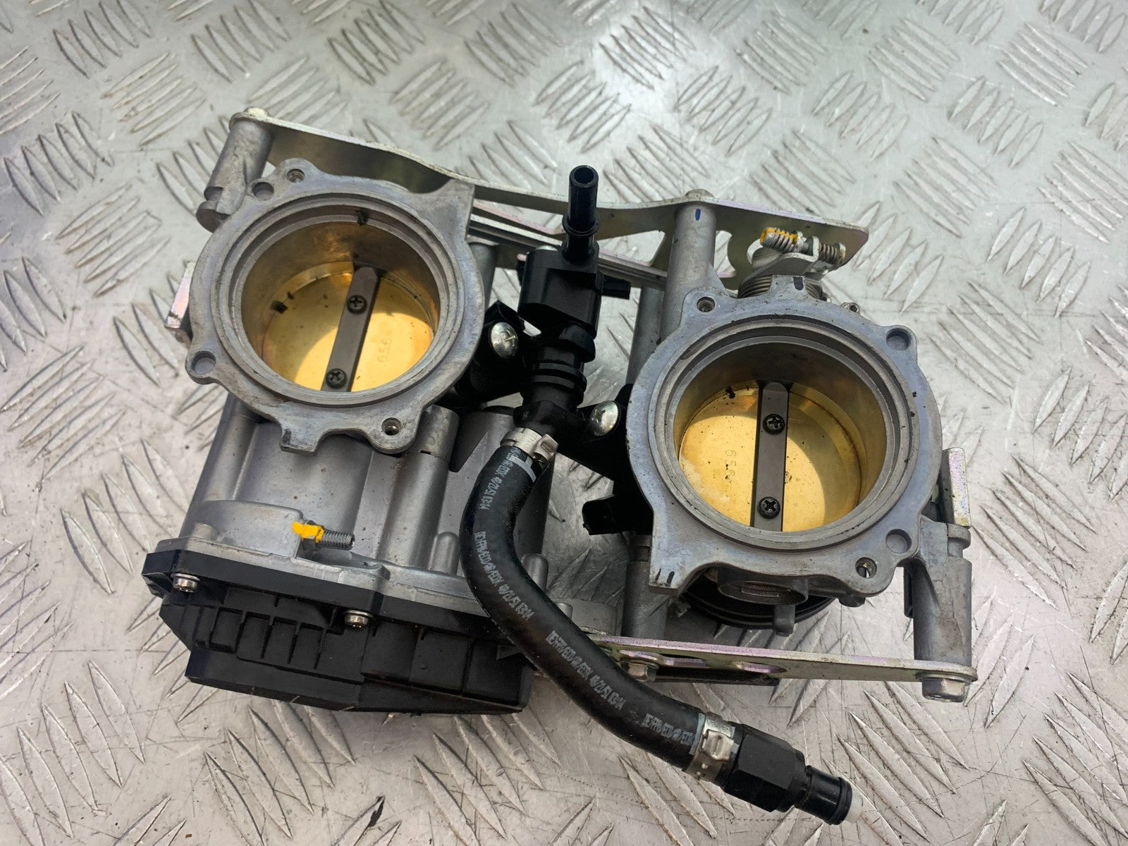 KTM 1290 SUPER DUKE R THROTTLE BODIES YEAR 2020-2024 (CMB1272)