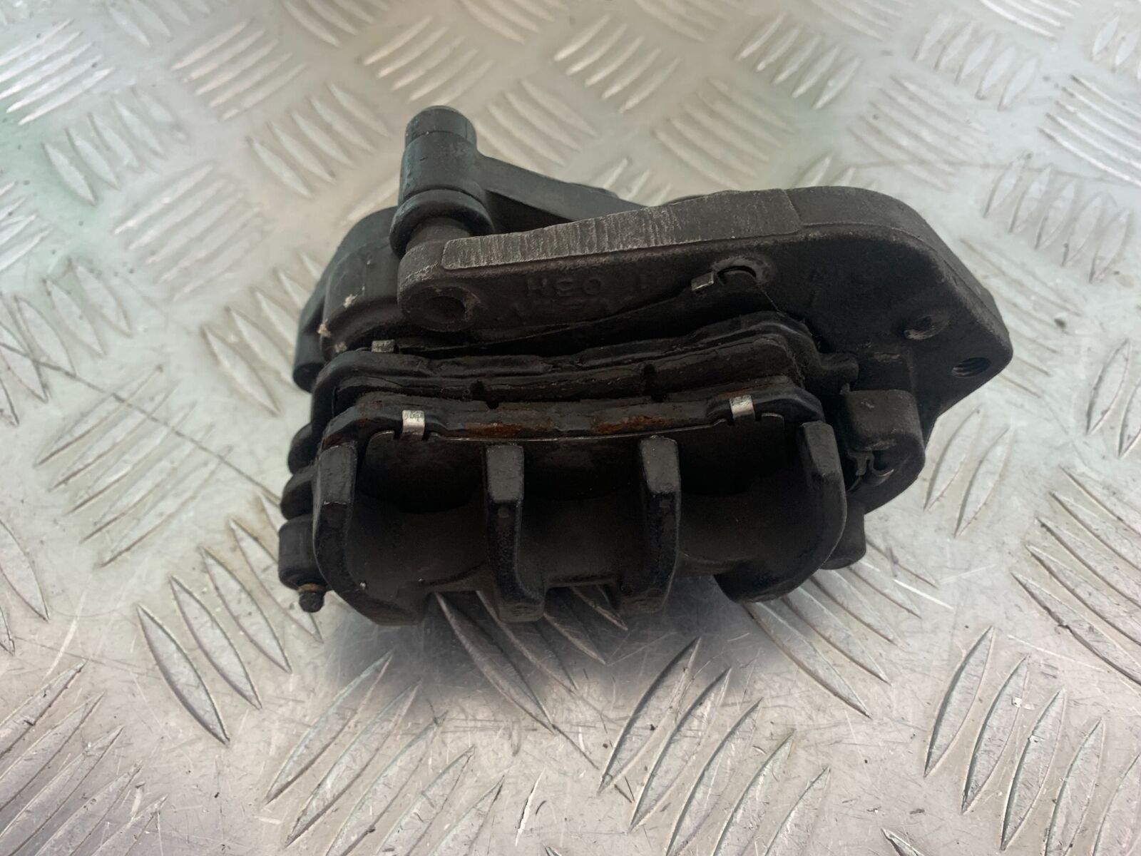 SUZUKI AN 200 UN 200 BURGMAN FRONT CALIPER  YEAR 2007-09 (CMB1128)