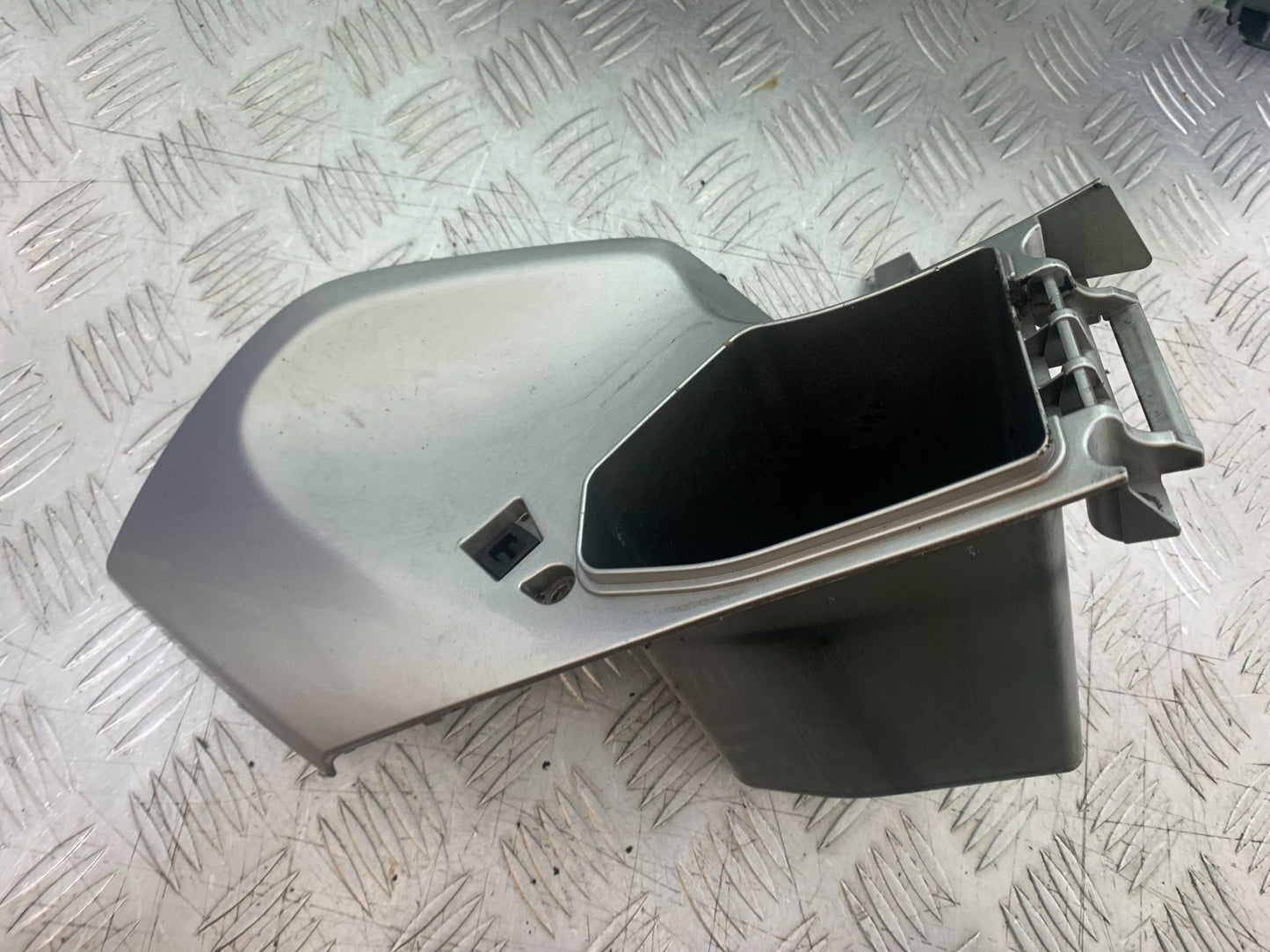 HONDA NT 700 V DEAUVILLE RIGHT POCKET  YEAR 2006-2011 (CMB1211)