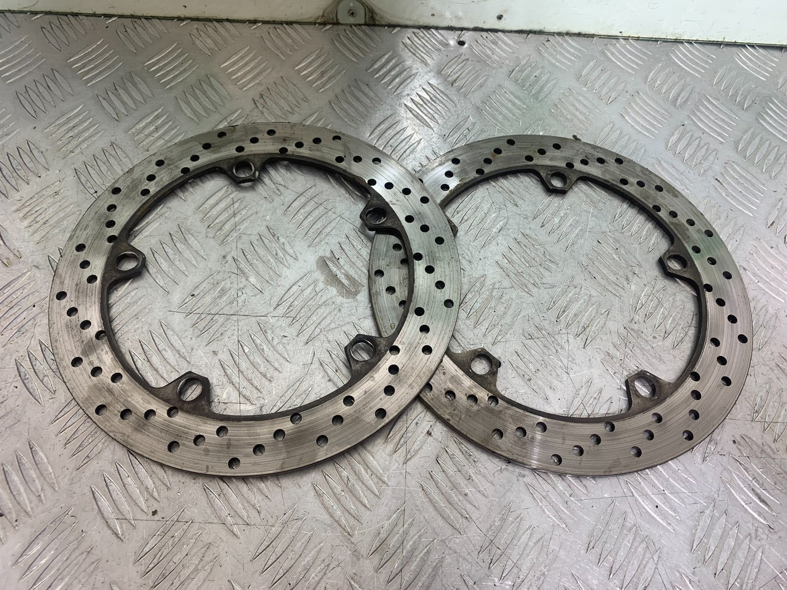 BMW R850 R R850R FRONT BRAKE DISCS  YEAR 1994-2002 (CMB1170)