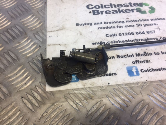 HONDA CB400 CB 400 SUPERFOUR SEAT CATCH  YEAR 1992 -1998