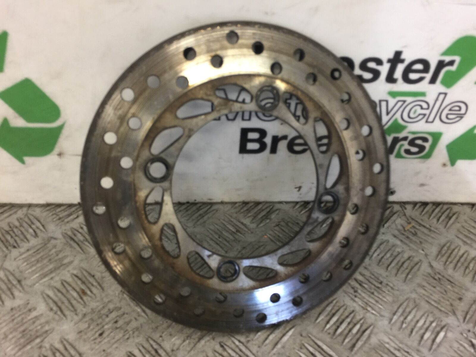 HONDA CBR125 CBR 125 REAR BRAKE DISC  YEAR 2011-2017 (STOCK 334)
