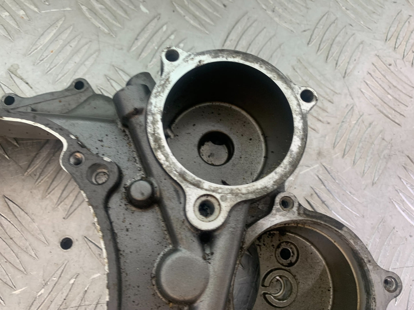 APRILIA 650 PAGASO STRADA CLUTCH COVER   YEAR 2005-2010 (CMB1057)