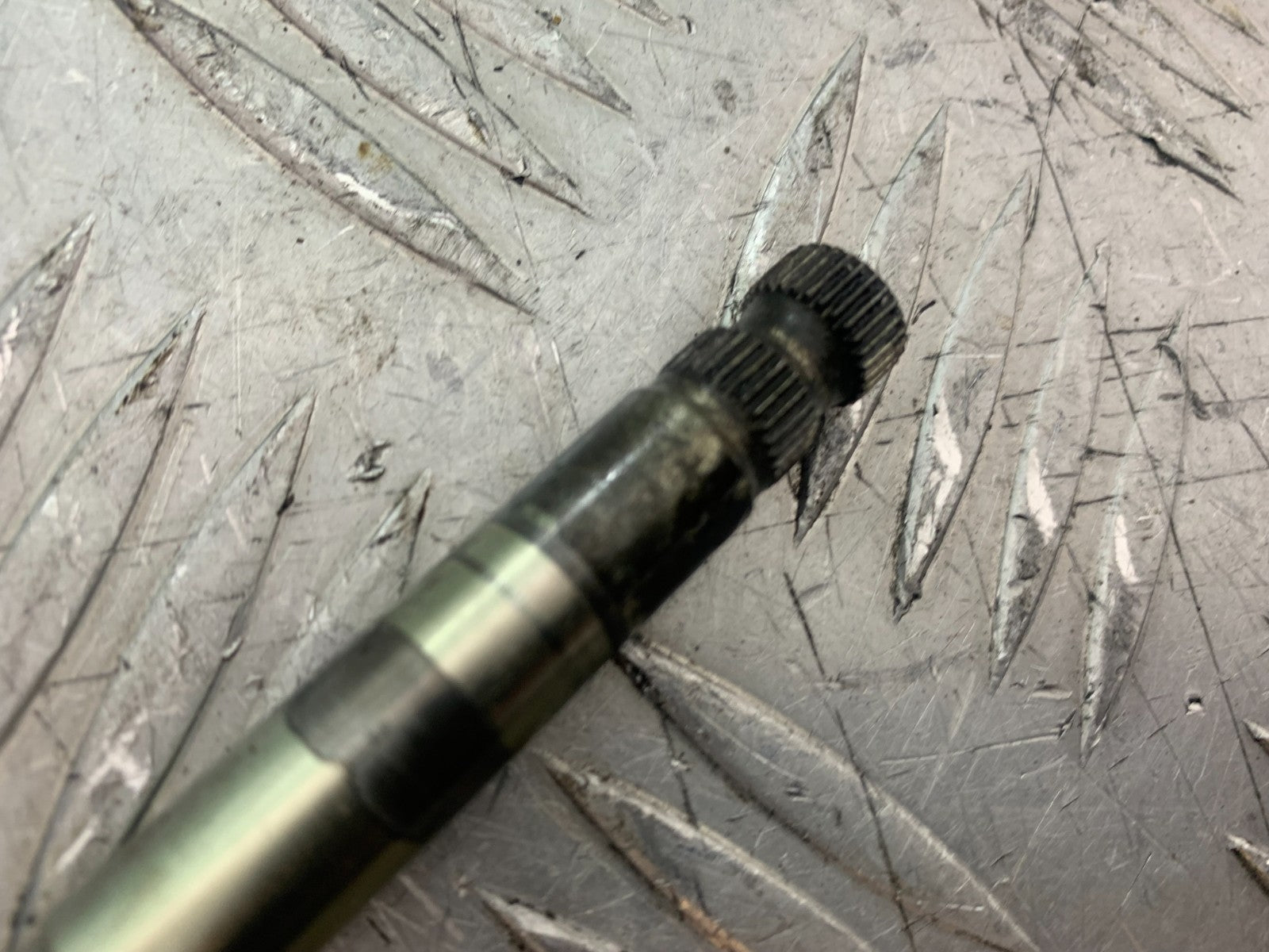 APRILIA TUONO 1000 V4R GEAR SHAFT   YEAR 2011-13  (CMB1316)