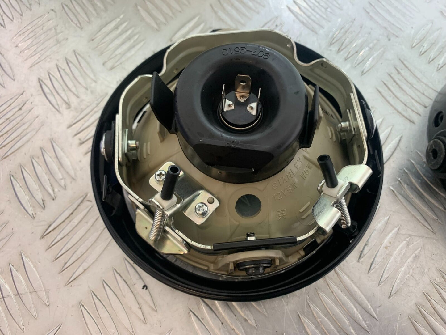 YAMAHA XSR900 XSR 900 HEADLIGHT   YEAR 2021-2022 (CMB1073)