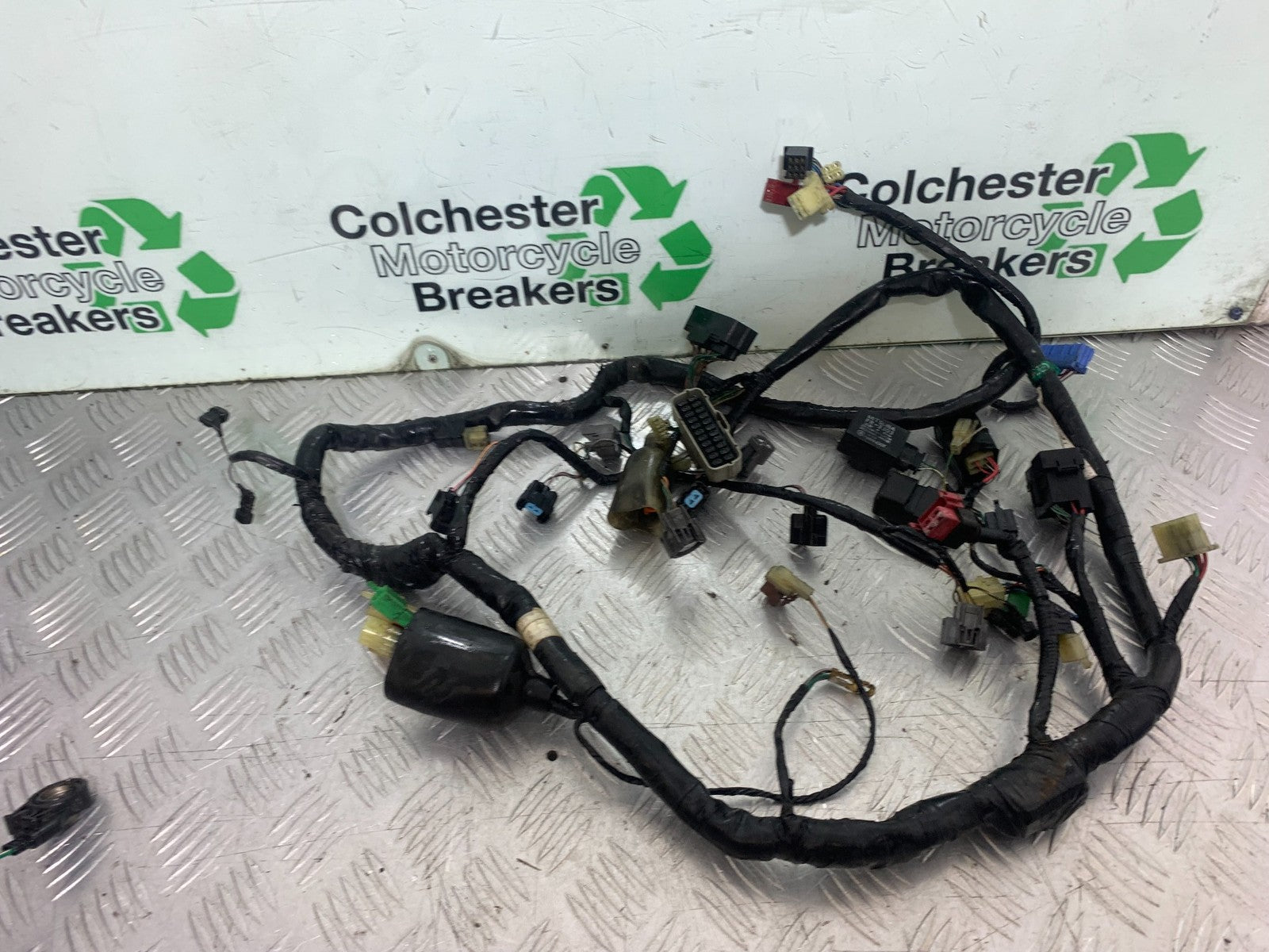 HONDA CBR1100 BLACKBIRD WIRING LOOM   YEAR 1999-2005 (CMB1232)