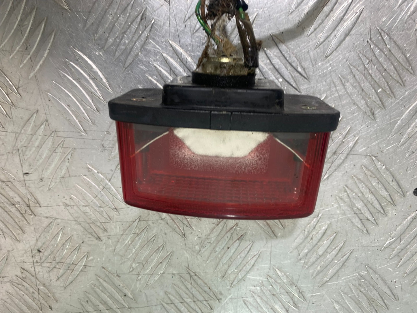HONDA CG125 CG 125 REAR LIGHT YEAR 1998-2000 (CMB1282)