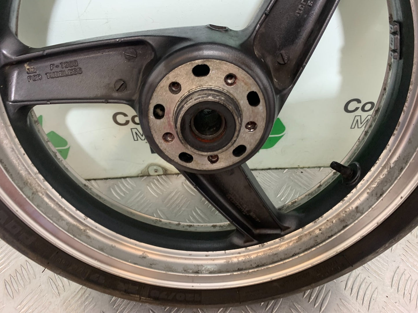 KAWASAKI ZZR1100 D FRONT WHEEL  YEAR 1993-2001 (CMB1189)