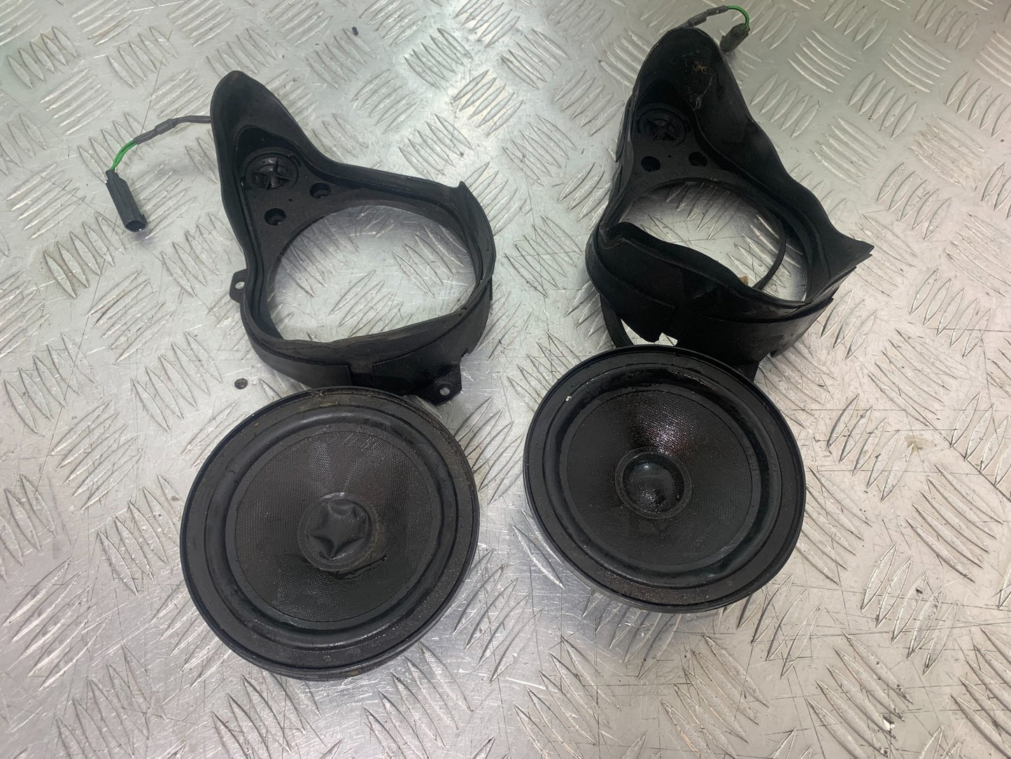 BMW K1200 K 1200 LT FRONT SPEAKERS  YEAR 1999-07 (CMB1271)