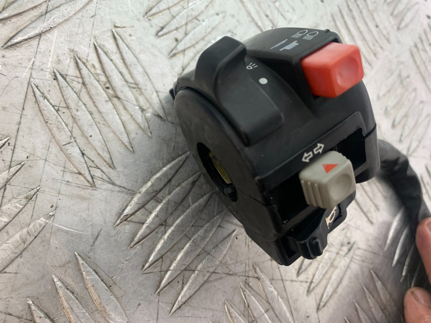 DUCATI 996 SPS 748 916 998 LEFT SWITCH GEAR 1999-2000 (CMB1209)