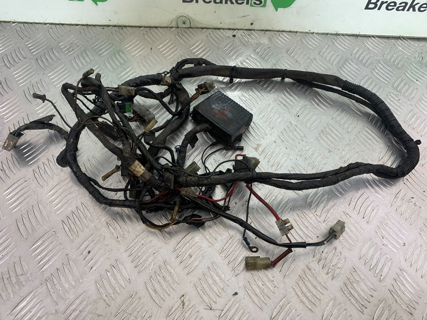 YAMAHA FJ1100 FJ 1100 WIRING LOOM   YEAR 1984-1985 (CMB1101)