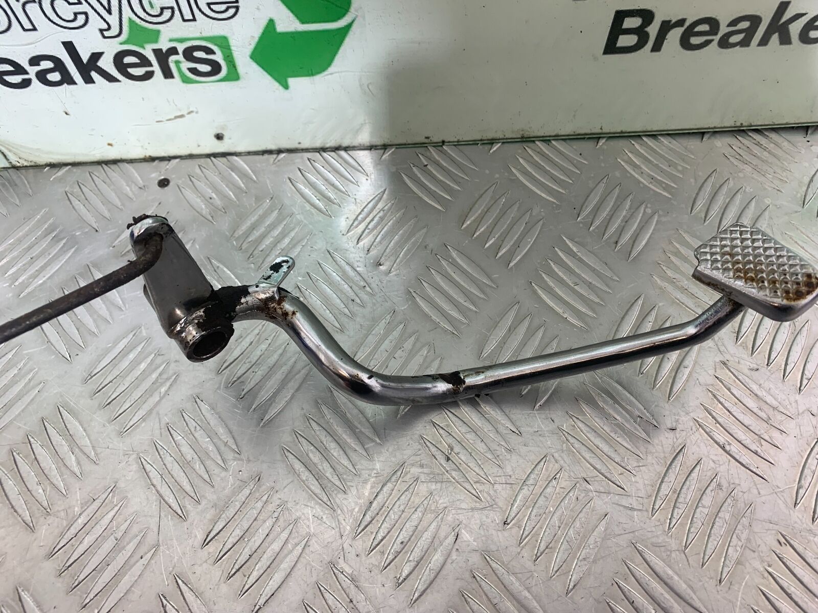 YAMAHA YBR125 YBR 125 REAR BRAKE PEDAL  YEAR 2005-2007 (CMB1109)