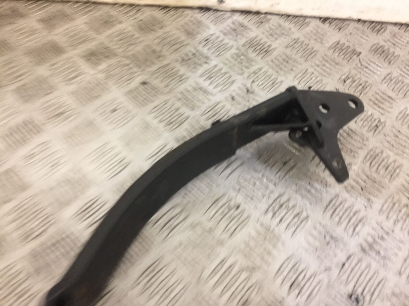 KAWASAKI Z1000 SX RIGHT FRAME RAIL  YEAR 2017 (STOCK 668)