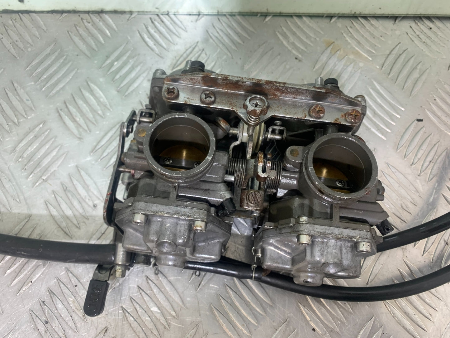 YAMAHA XV535 XV 535 VIRAGO CARBS YEAR 1994-02 (CMB1162)