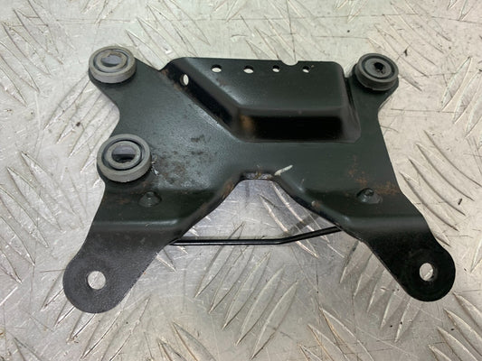 APRILIA SL750 SL 750 SHIVER SPEEDO MOUNTING BRACKET  YEAR 2008-2016 (CMB1242)