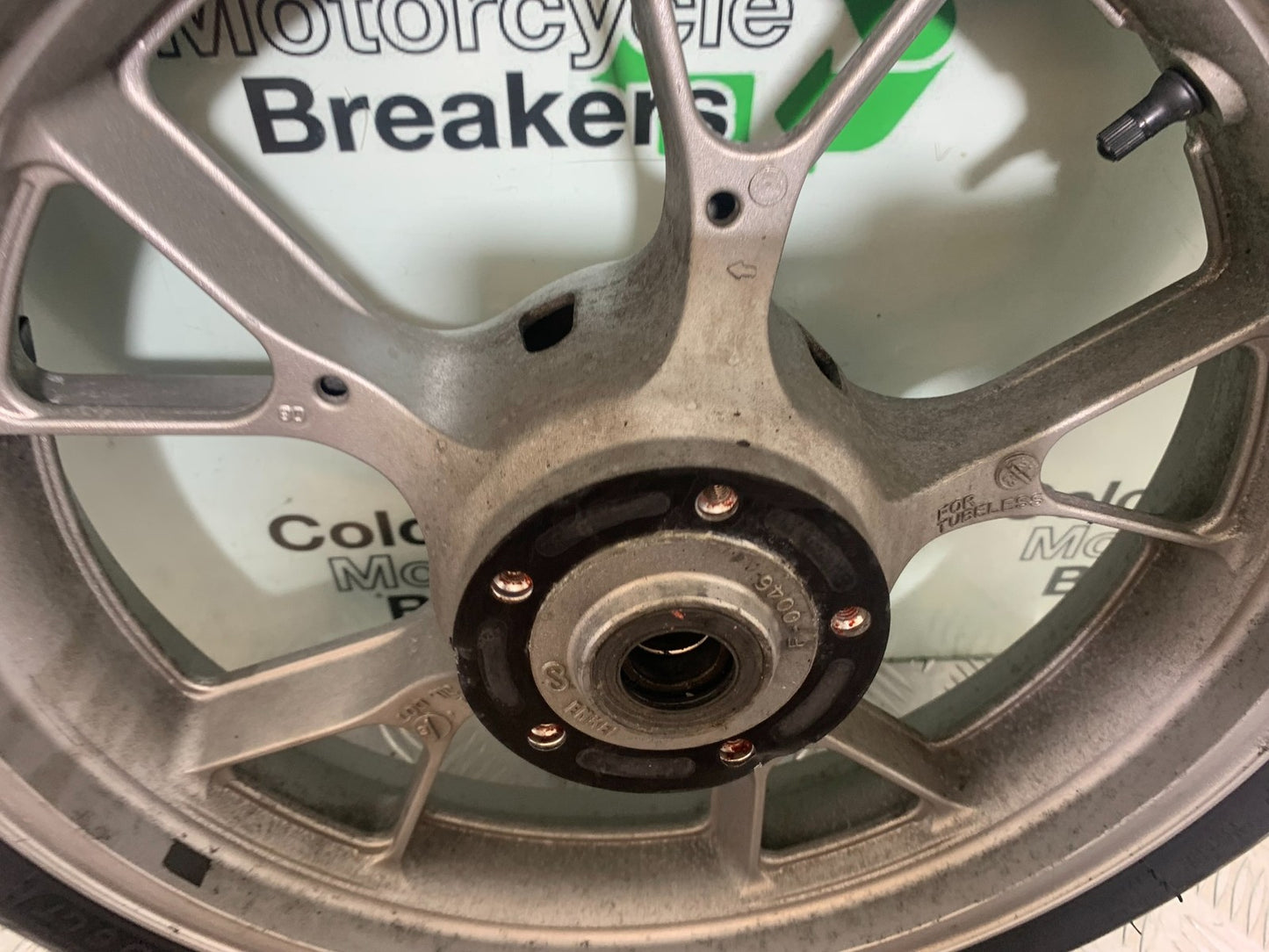 KAWASAKI GTR1400 GTR 1400 FRONT WHEEL (GOOD TYRE) YEAR 2007-2009 (CMB1174)
