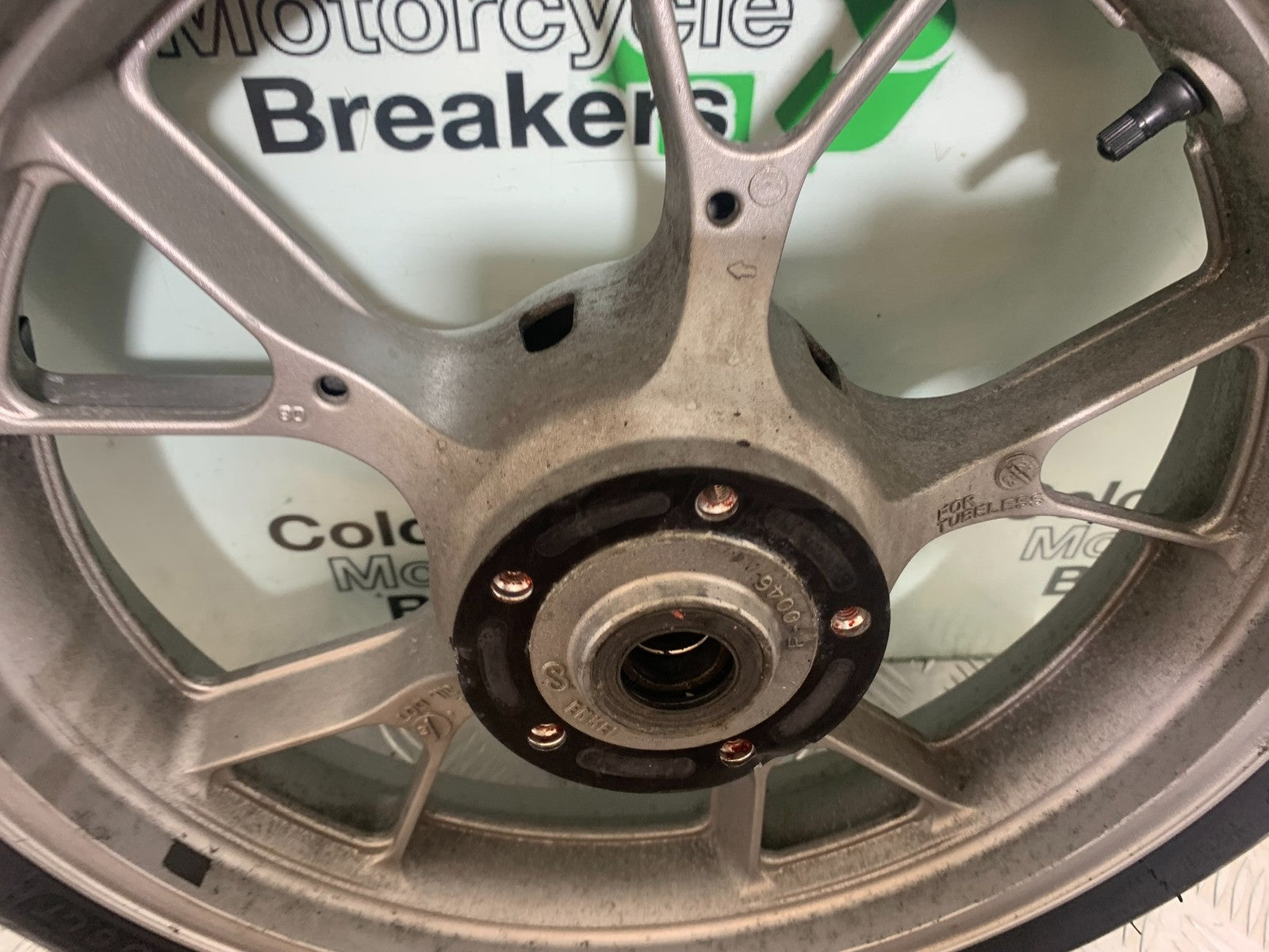 KAWASAKI GTR1400 GTR 1400 FRONT WHEEL (GOOD TYRE) YEAR 2007-2009 (CMB1174)