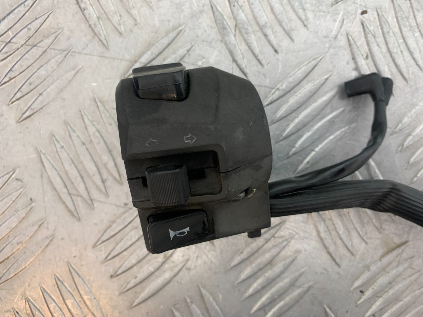BENELLI BN125 BN 125 LEFT SWITCH GEAR  YEAR 2018-2021 (CMB1194)